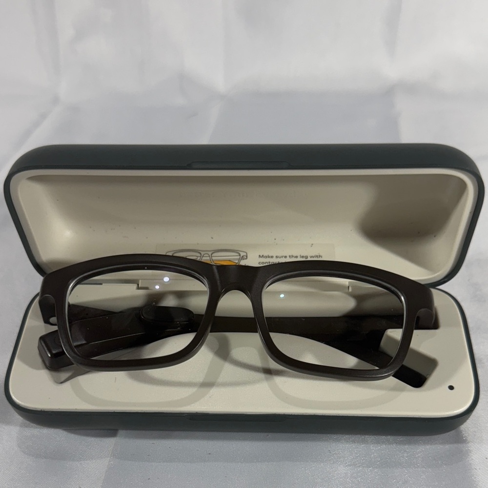 Vue Classic Brown Eyeglasses